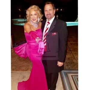 Women’s Ruffle Mermaid Maxi Marilyn Monroe Gown